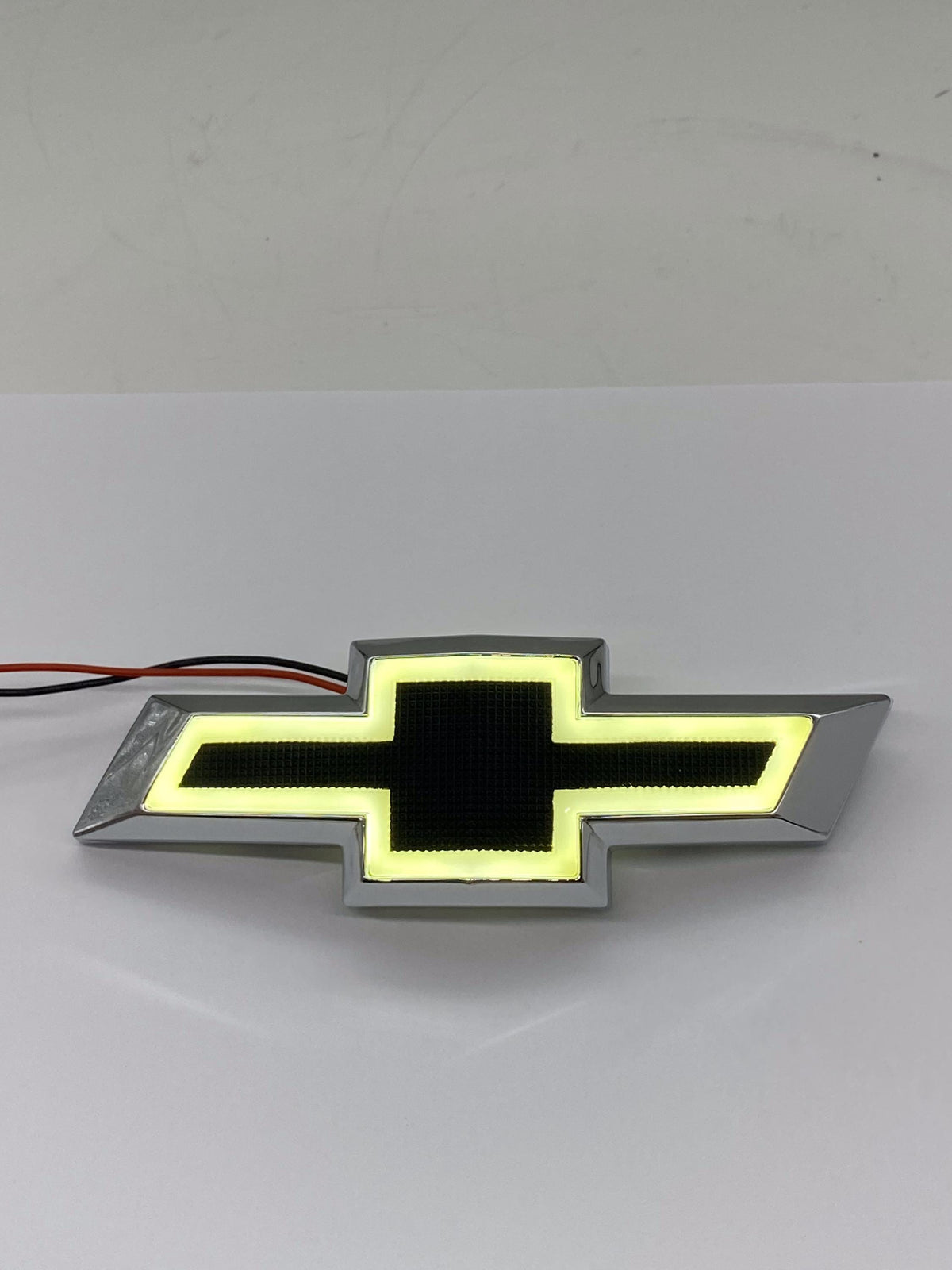White LED Lighted Front Grille Bowtie Emblem for Chevy Camaro 2014-2023