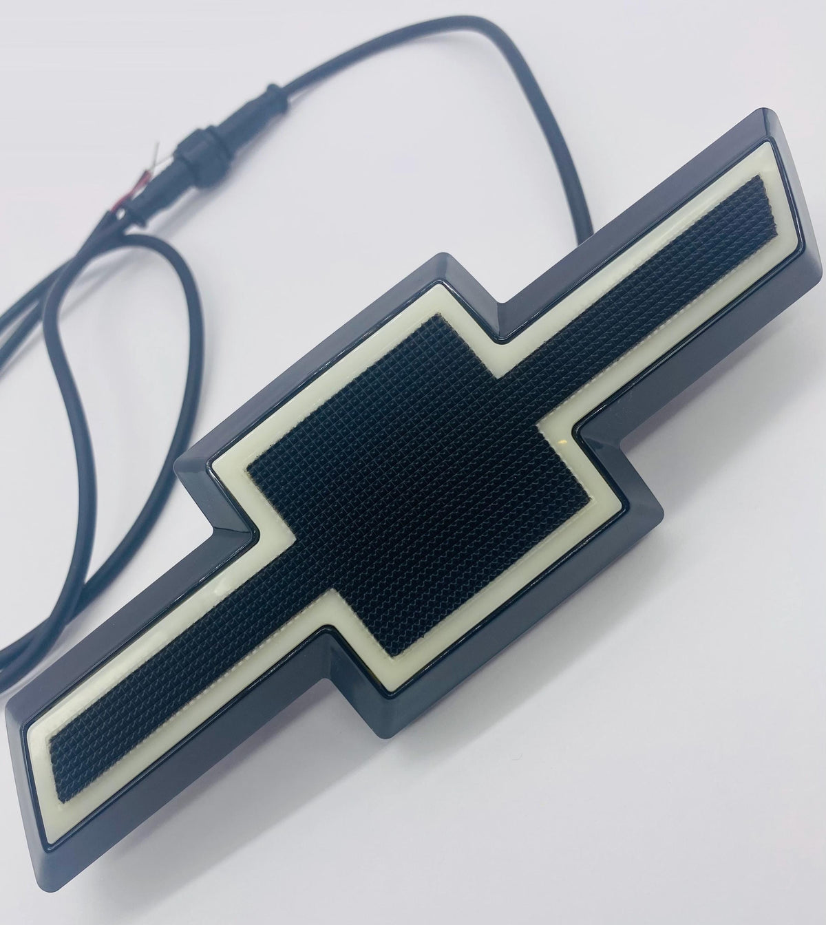 Front Grille Bowtie Emblem for Chevy C1500 K1500 Silverado Suburban Express 1994-2002