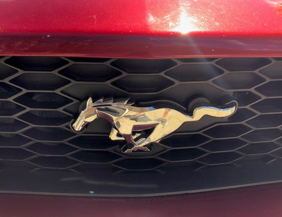 Running Horse Pony Front Grille Emblem for Ford Mustang 2005-2009