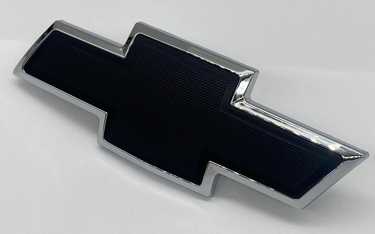Rear tailgate bowtie emblem, chrome with black center